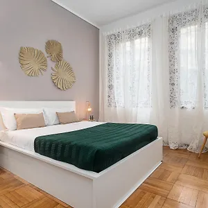 https://appartamento-a-5-minuti-dal-duomo.italymilanhotels.net